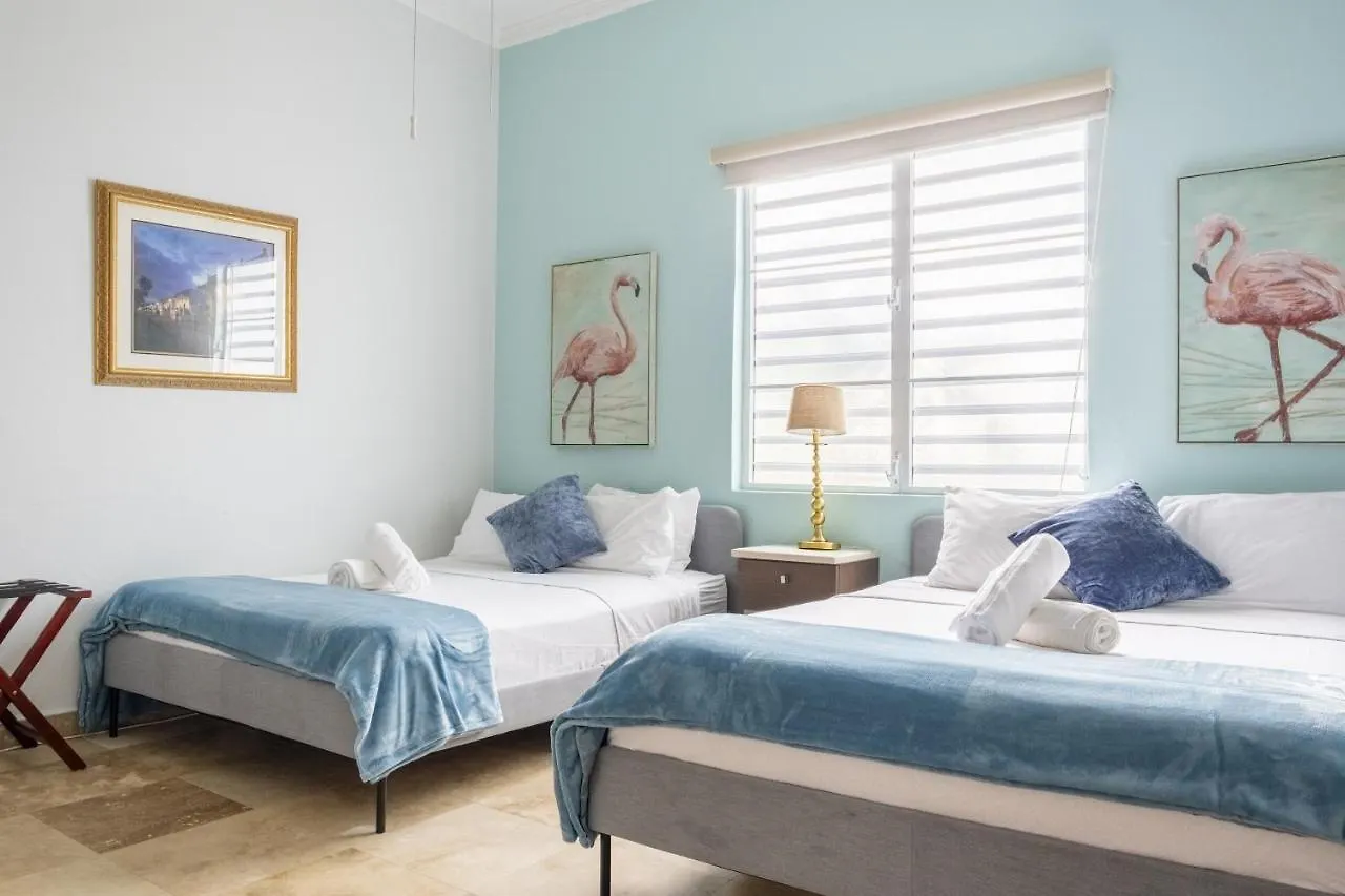 Prime Location At Condado Beach 4Br 3 Ba - Apt 1 & 4 San Juan Appartamento